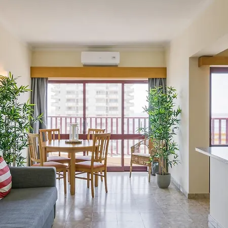 Apartment T1 Club Praia Mar